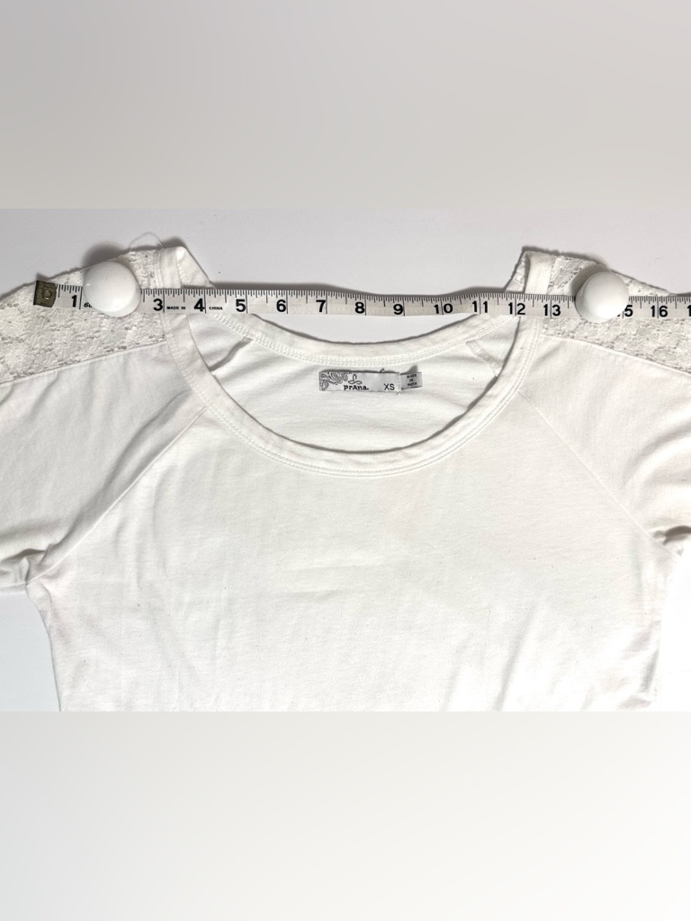 PrAna Alisana top with lace inset sleeves white size XS - Picture 8 of 10